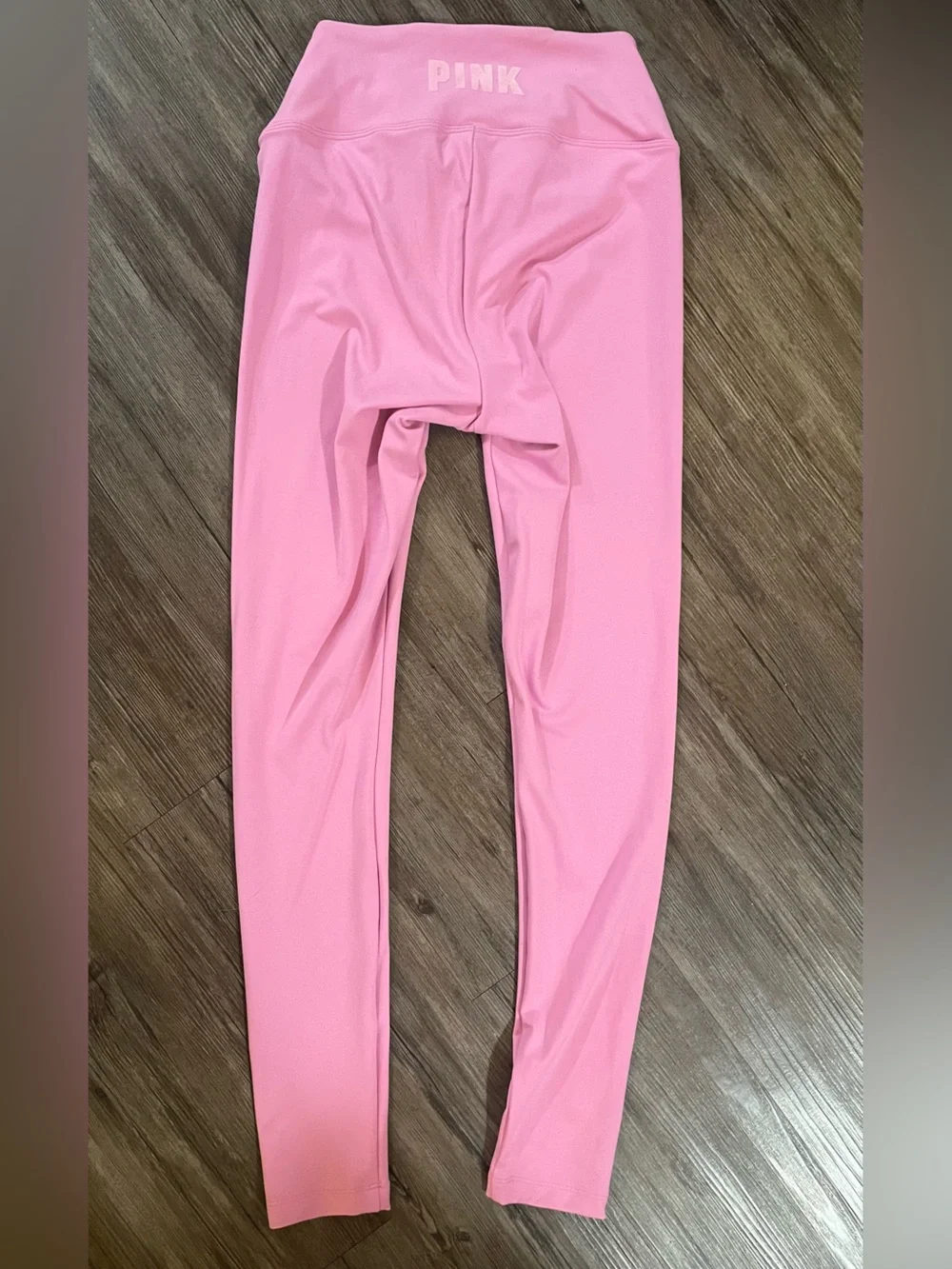PINK Victoria's Secret Light Pink Ruched Front Leggings. Size S. NWT. - Picture 2 of 3